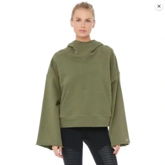 ALO Yoga Oversized Low Key Hoodie with Bell Sleeves in Army Green (Size XS) - Picture 1 of 9